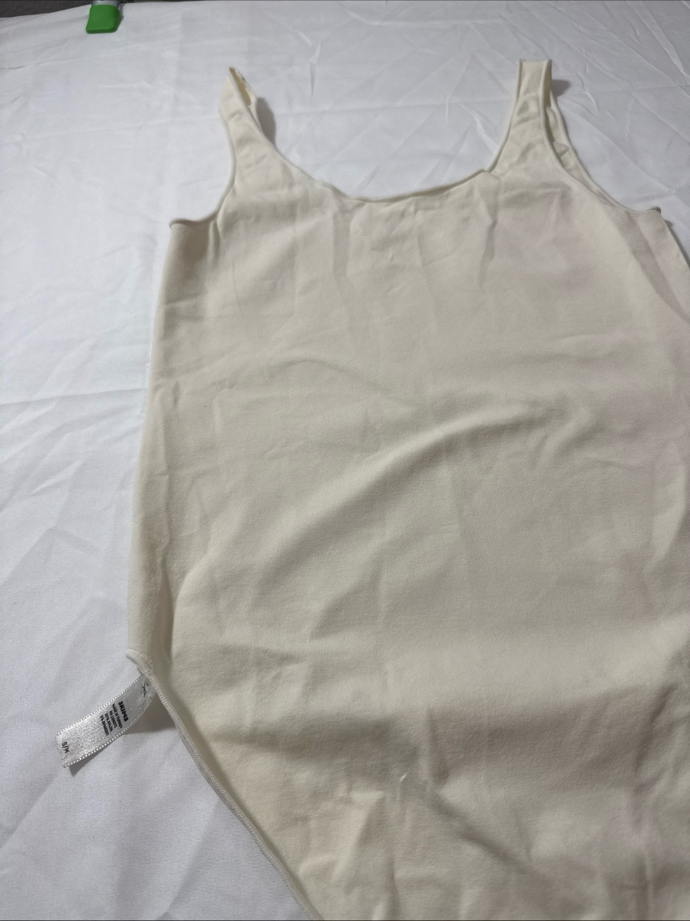 SKIMS Fits Everybody Square Neck Bodysuit Nude, Tan Size Small/Medium - Snap